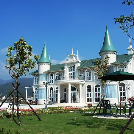 Ferienwohnung Sigma Castle Yilan Exterior foto