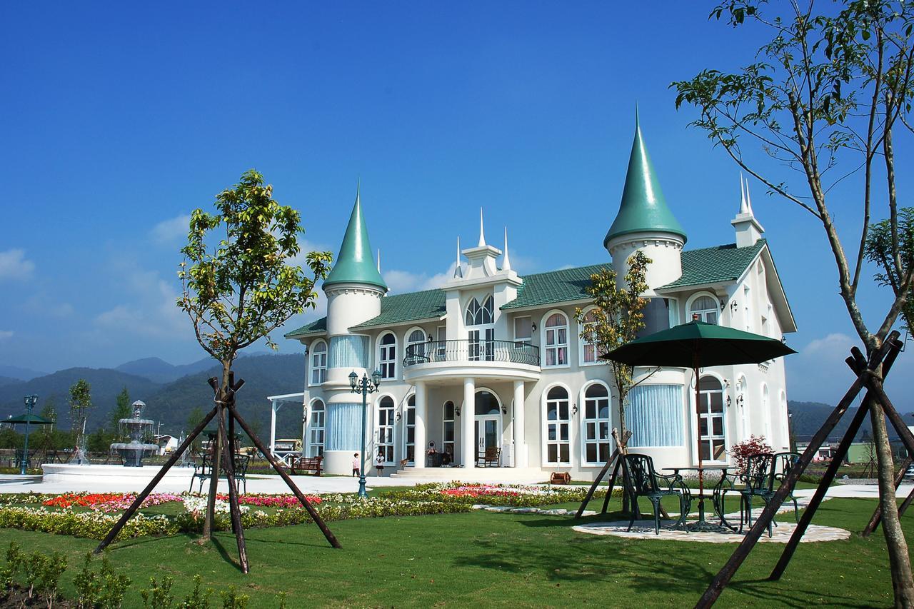Ferienwohnung Sigma Castle Yilan Exterior foto